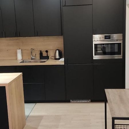 Be My Guest- Fontany Luxury Apartment Metro Wi-Fi Free Parking Zone Varsóvia Exterior foto