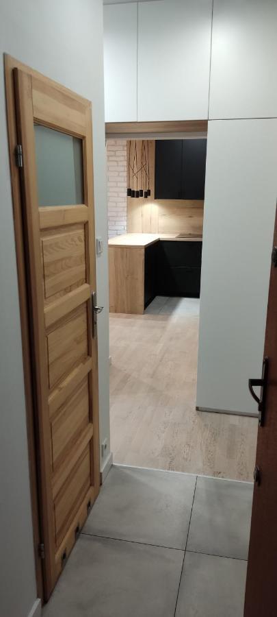 Be My Guest- Fontany Luxury Apartment Metro Wi-Fi Free Parking Zone Varsóvia Exterior foto