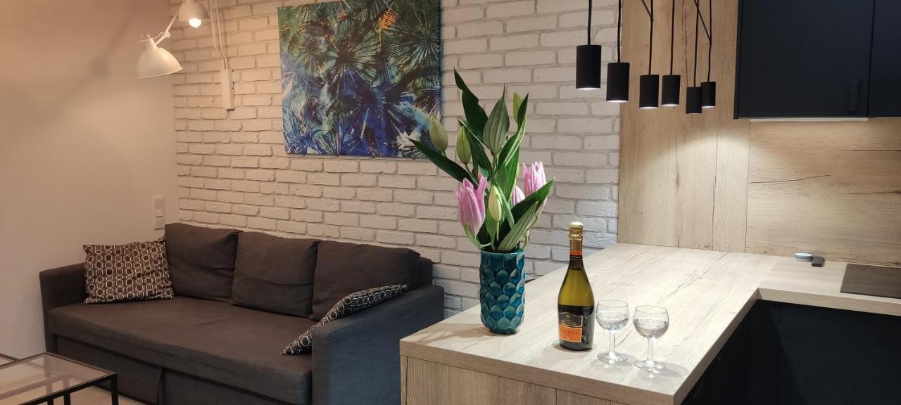 Be My Guest- Fontany Luxury Apartment Metro Wi-Fi Free Parking Zone Varsóvia Exterior foto